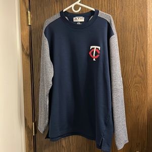 Majestic MN Twins long sleeve top. Size XL